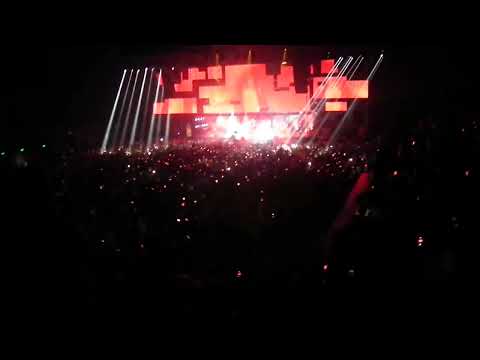 Видео: Пошлая Молли - Мишка (feat. KATERINA) LIVE, Кишенёв, Молдовы, 26.07.2025