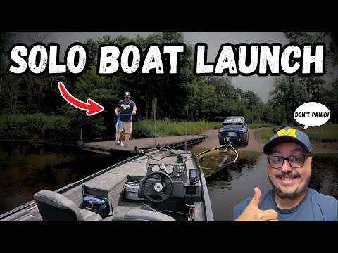 Видео: Как спустить на воду и загрузить лодку для ловли окуня в одиночку (без паники!)