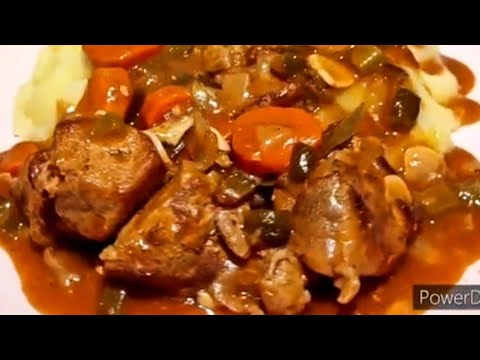 Видео: 🔥 Нежнейшее Мясо в густой ароматной подливке — объедение! Попробуйте — и забудете другие рецепты!