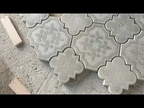 Видео: Чем смазать формы для заливки тротуарной плитки.