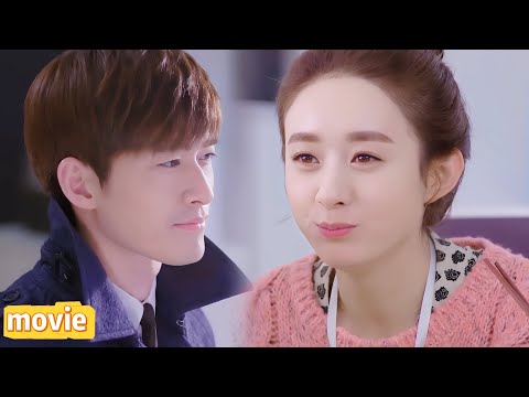 Видео: Вся компания в шоке😳Генеральный директор ежедневно приносит обед маленькой сотруднице🍱Правда смешная