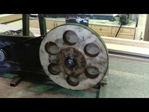 Видео: Самодельная ленточная пила по чертежам Марка Ли(1/3)