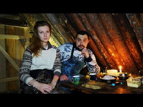 Видео: КАК ПОКАЗАЛА СЕБЯ ЛЕСНАЯ ХИЖИНА В МОРОЗЫ | ВСЁ ПОШЛО НЕ ПО ПЛАНУ | ВЬЮГА ЗАМЕТАЕТ ИЗБУШКУ