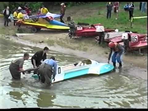 Видео: Водно-моторный спорт в Омске  2006 часть1