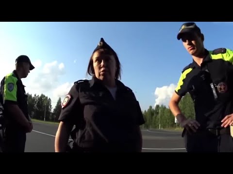 Видео: ДПС ГИБДД ПРОТИВ БЛОГЕРА ЛЕН ОБЛ СПБ ШУМНАЯ ИСТОРИЯ ЧАСТЬ 2