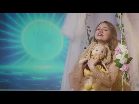 Видео: Doina Alexandra - Mаленькая Cтрана ( Cover )