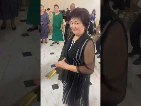Видео: Кластастармен бірге