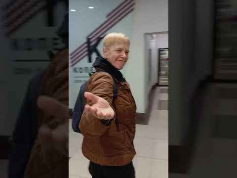 Видео: Юмор. "Какое средство лучше для очистки духовки". Апрель 2025