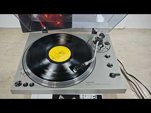 Видео:    Проигрыватель винила Technics SL-1600. Made in Japan.  ТЕСТ.
