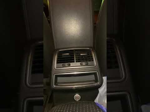 Видео: Ауди А6 С7 как снять подлокотник за одну минуту!