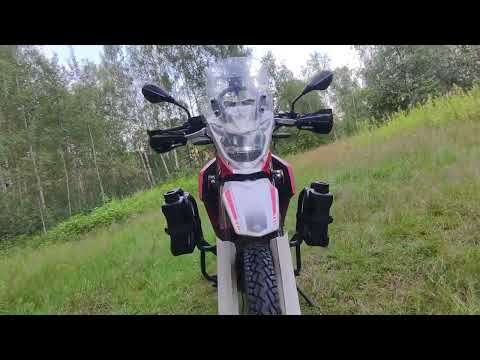 Видео: Motolend GL 300 Подготовка к Мото-походу.Крепление канистр.Как легко закрепить канистры на мотоцикл!