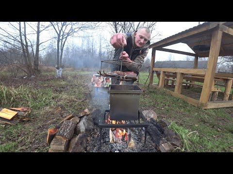 Видео: КУПИЛ ХУТОР в ЛЕСУ на КРАЮ БОЛОТА. Часть 85. Жизнь в лесу. Горячее копчение рыбы.