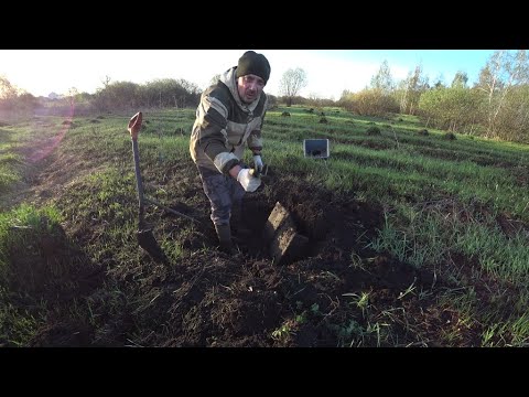 Видео: Апрельский металлокоп. Нашёл станину. С трудом загрузил в прицеп.