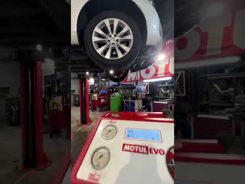 Видео: Замена масла в АКПП Toyota Venza Aisin U760 #motulteam #spb #заменамаславакпп #aisin #toyotavenza