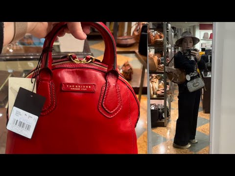 Видео: 👜Италия влог 6. Болонья, магазины, сумки, чемоданы, город.