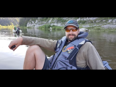 Видео: Прокатились на лодках Solar 420 strela и Флагман 430, по р.Чусовая с двоюродным братом!!!
