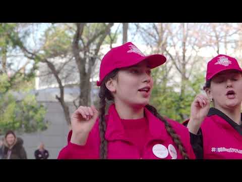 Видео: Флэшмоб волонтеров Кубани на IV региональном чемпионате "Молодые профессионалы"