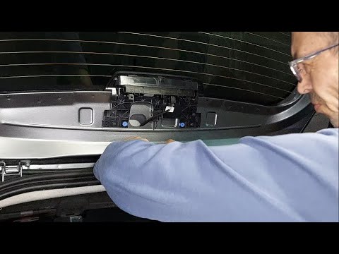 Видео: Как снять крышку доп. стоп сигнала на Дастер 2022 ? #дастер #Дастер Про