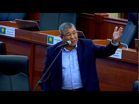 Видео: Два депутата поссорились из-за вопроса по Боронову