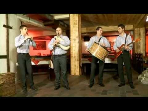 Видео: Добри Рахнев - Байчара и формация " Хаджии " - Ръченица