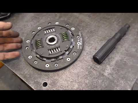 Видео: Не включаются передачи (скорости) на работающем двигателе.