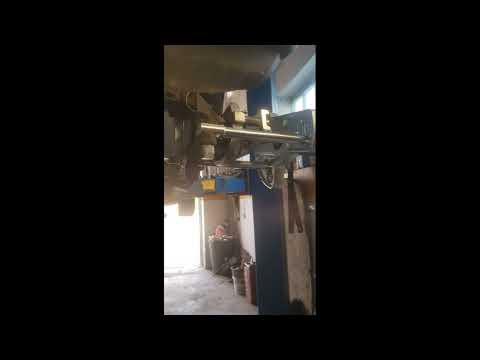 Видео: Замена подшипника передней ступицы VITO 639-447