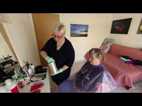 Видео: Сложное окрашивание за одно нанесение.