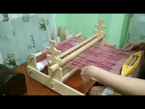 Видео: Ткачество саржи на двух бердах