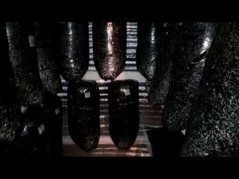 Видео: Выращивание вешенки в домашних условиях,на шелухе, (в парнике)