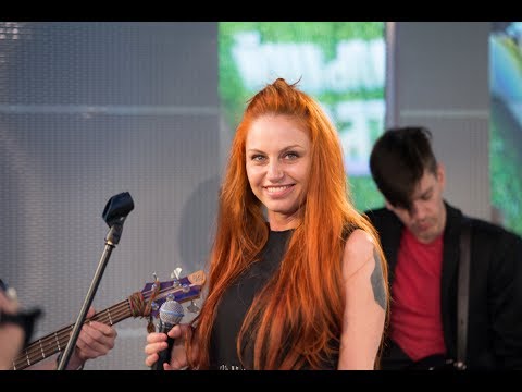 Видео: ЧИЛИ - Лето (LIVE @ Авторадио)