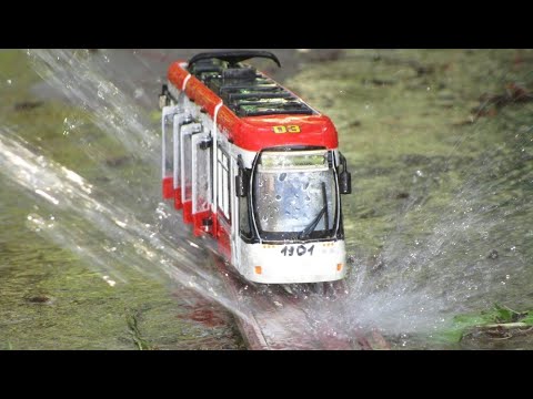 Видео: Игрушечные и бумажные трамваи и троллейбусы