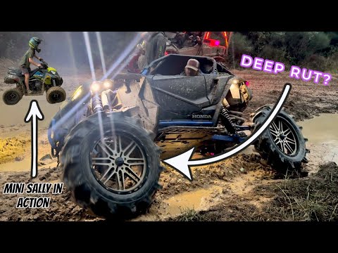 Видео: Чем глубже колея… тем интенсивнее копаем! | Парк квадроциклов Rats