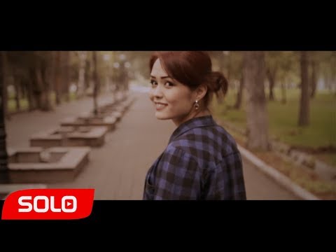 Видео: Акмарал Жоробаева - Боз торгой