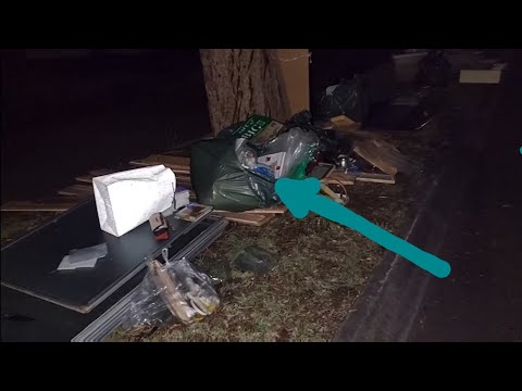 Видео: Нашла на улице 5 мешков.Открыла ,а там ...Это надо видеть ! Не свалка , а антикварный магазин !