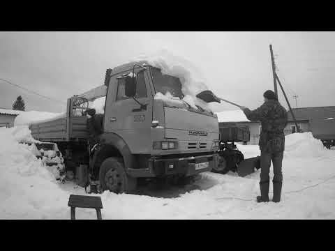 Видео: Первый запуск Камаза после зимы