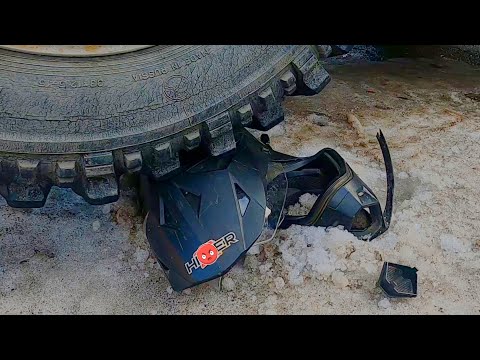 Видео: Давим и ломаем МОТО  ШЛЕМА краш-тест дешевых Hizer (Ataki) vs Racer