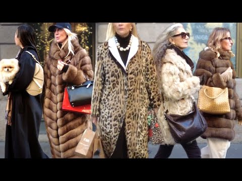 Видео: Итальянский уличный стиль🇮🇹Что носят люди старше 50, 60 и 70 лет в Милане в январе 2025 года #vogue