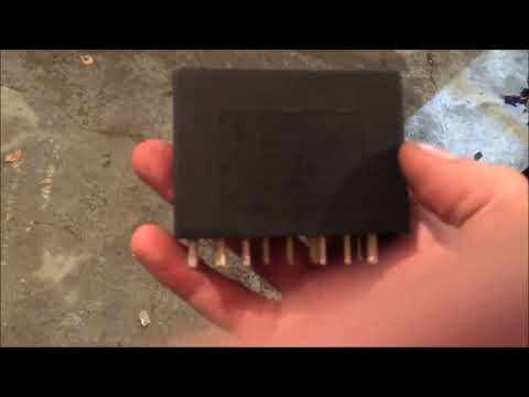 Видео: Комбинированное реле дворник\поворотники\аварийка на мерседесах W124, W201,W126 и схожих моделях.