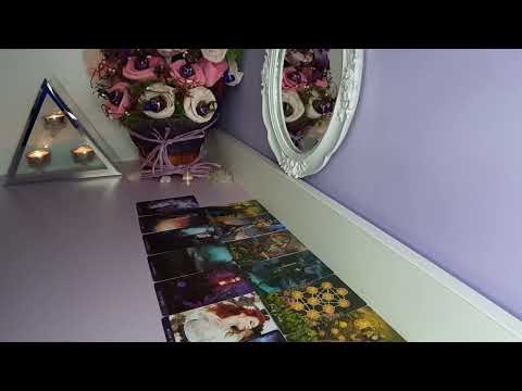 Видео: Той иска да говори, иска да ви каже нещо!