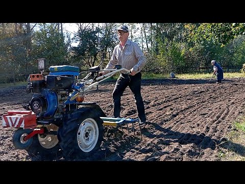 Видео: Мотоблок ДТЗ На Ротоваторах! Сіємо Жито Та Пшеницю