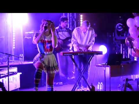 Видео: Монеточка - Нет монет, Санкт-Петербург 26.10.2018 Аврора