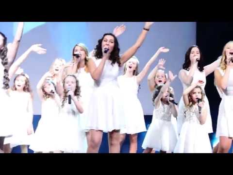 Видео: Мама -первое слово