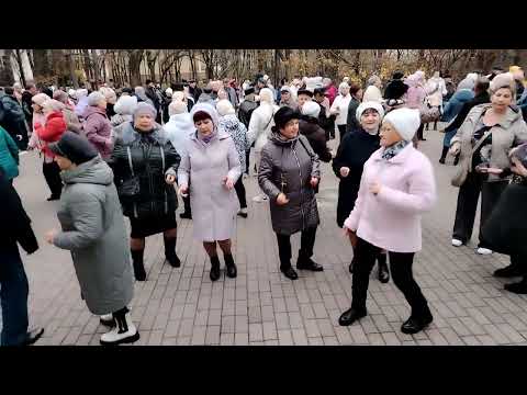 Видео: Танцы в Гомеле. 09.11.2025 г. 