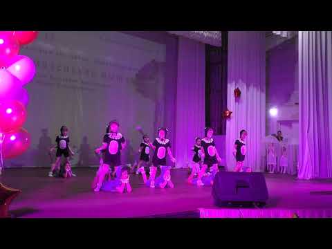 Видео: Детский сад 13 Весёлые ребята – Мы маленькие мышки