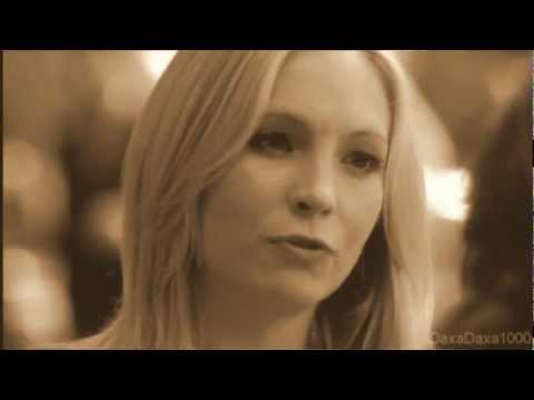 Видео: Дин и Кэролайн - в спорт баре (ЮМОР)