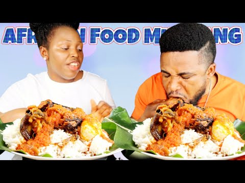 Видео: Пальчики оближешь, неотразимо острый рис с бумагой и рагу, черная рыба, улитки, муббанг | Африкан...