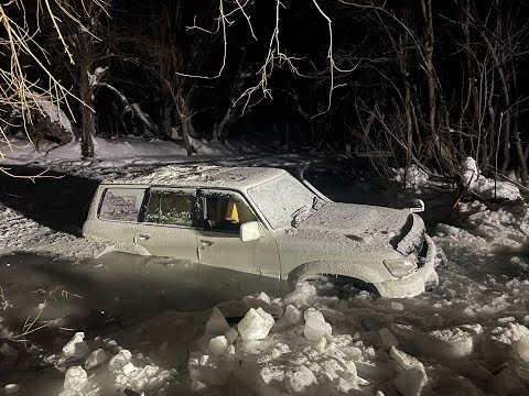 Видео: Вырваться из Ледяного плена или спасти рядового Гутенберга Nissan safari, Suzuki escudo