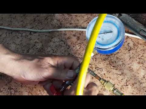 Видео: Заправка холодильника бытовым газом из баллончиков.