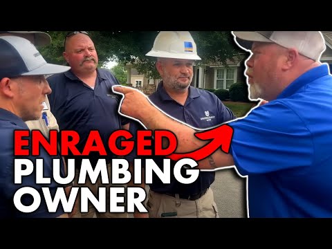 Видео: Реакция настоящего сантехника на безумного владельца сантехники