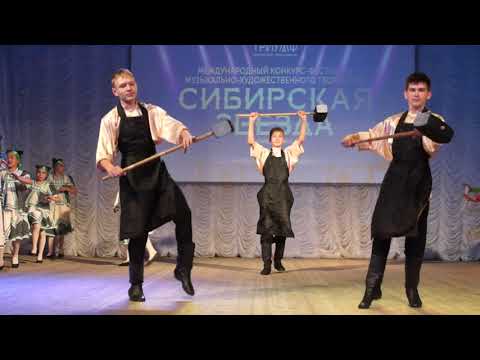 Видео: русский танец "Во кузнице"